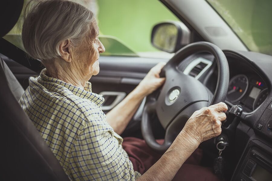 Elder Care Walpole MA - Is it Time for Your Senior to Think about Not Driving?